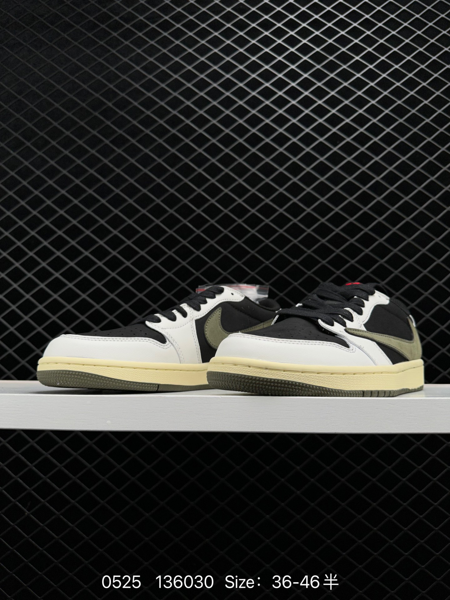 Travis Scott x Air Jordan 1 Low AJ1